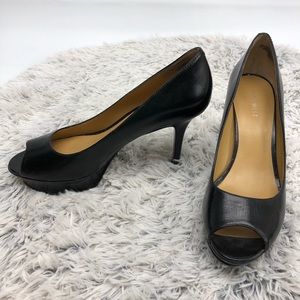 Nine West Black Peep Toe Pumps Size 9M